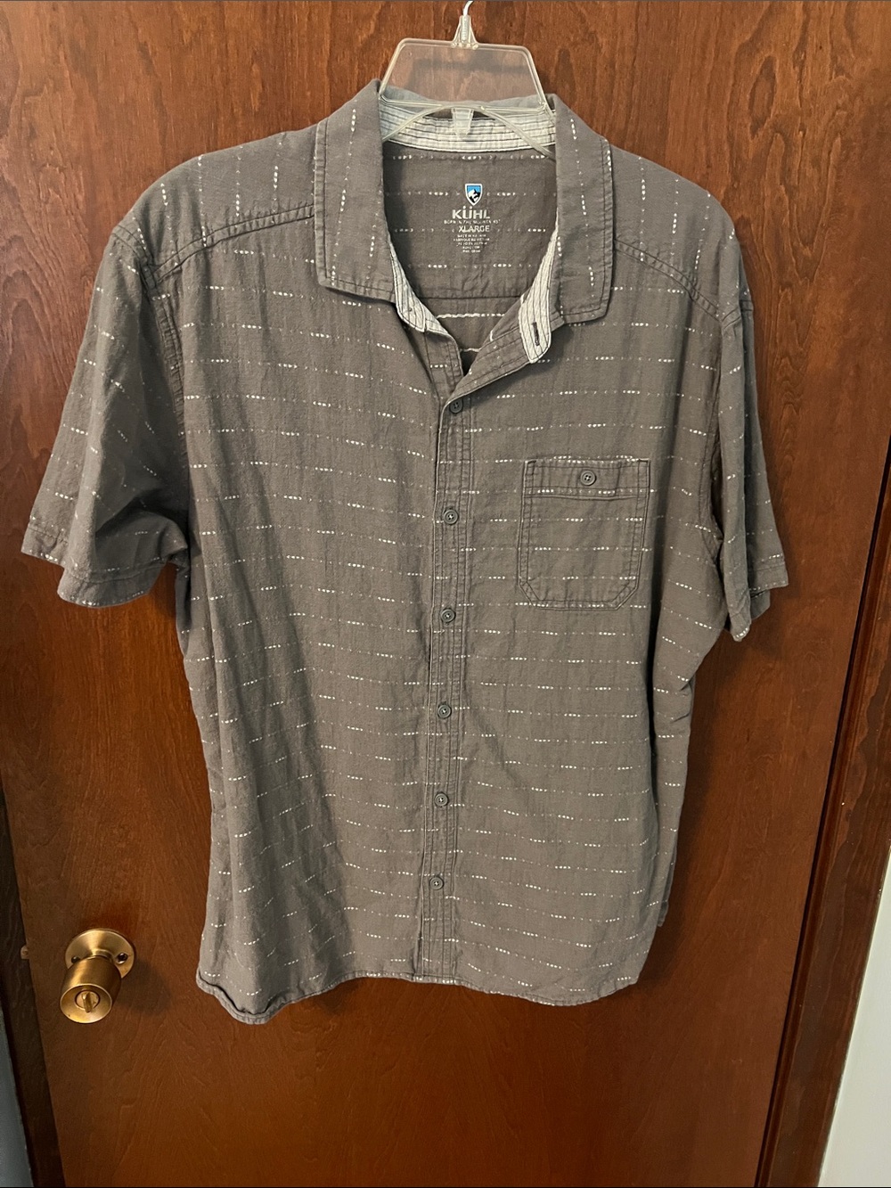 Kuhl Men's Short-Sleeve Gray Button-Up Shirt size XL